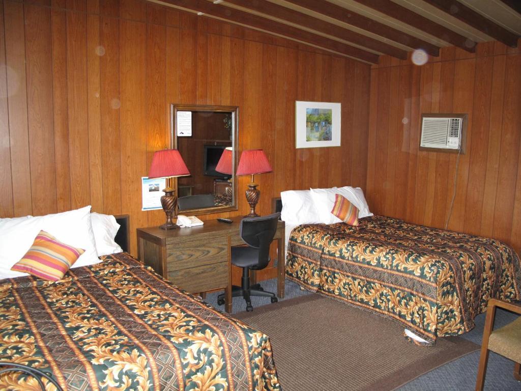 Blue Mountain Motel Pincher Creek Cameră foto